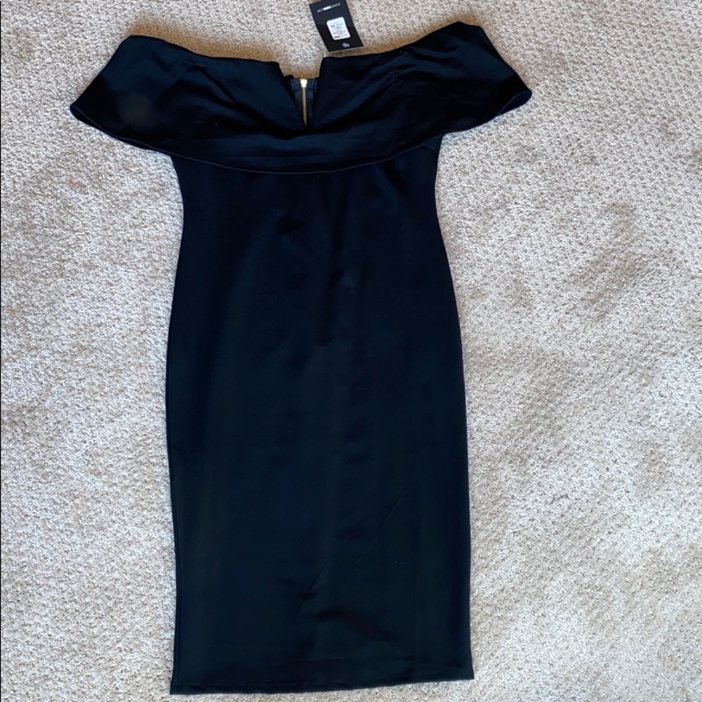 Off the shoulder midi dress